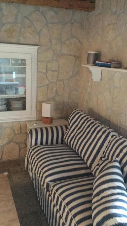 Maja Stone House Villa Kornić Buitenkant foto